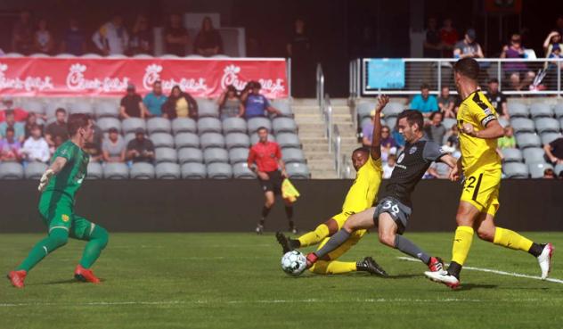 Louisville City battles New Mexico United