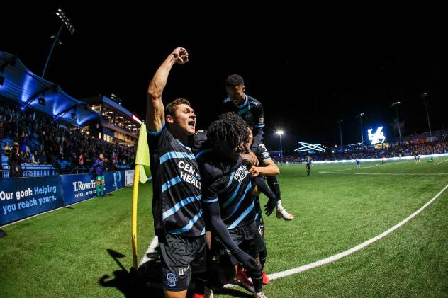 Colorado Springs Switchbacks FC celebrate a goal vs. Rio Grande Valley FC