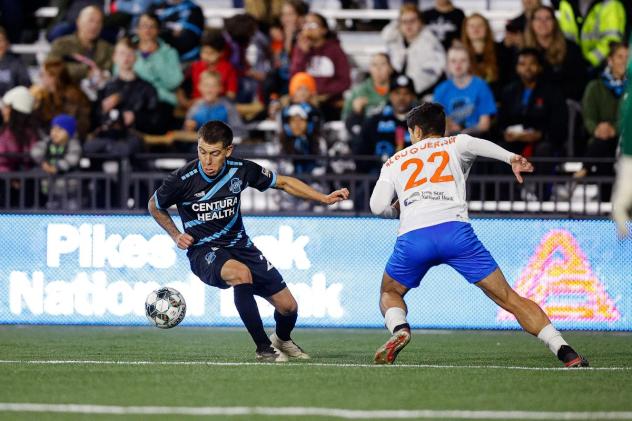 Colorado Springs Switchbacks FC with possession vs. Rio Grande Valley FC