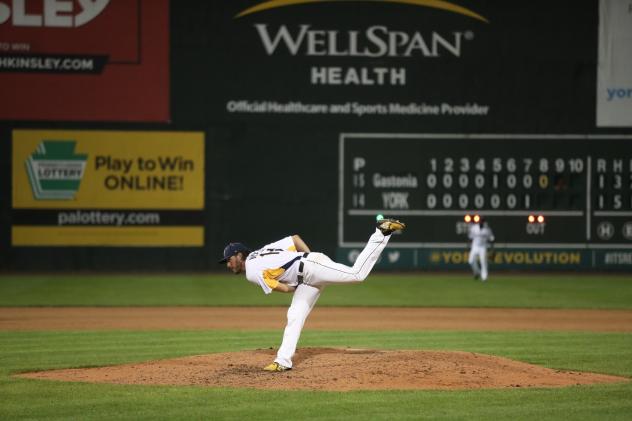 York Revolution pitcher Austin Nicely delivers