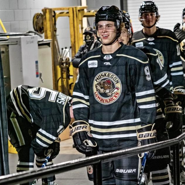 Muskegon Lumberjacks enter the ice