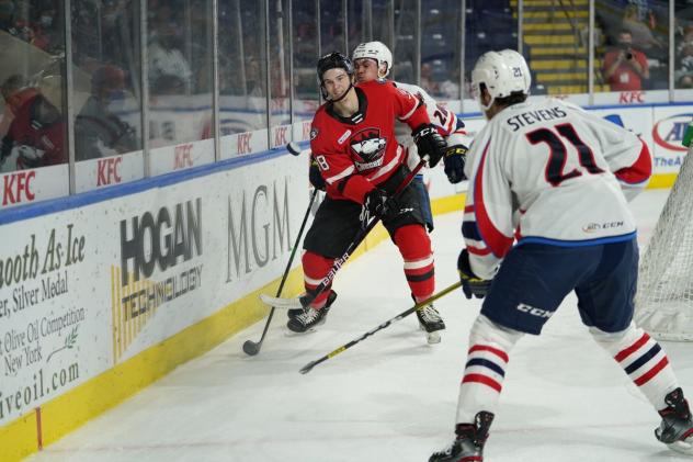 Springfield Thunderbirds defend against the Charlotte Checkers