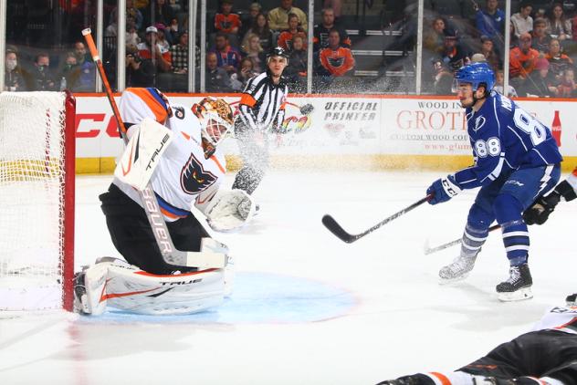 Lehigh Valley Phantoms take on the Syracuse Crunch