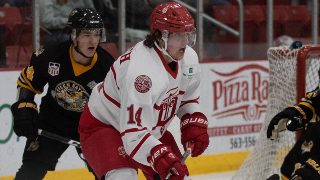 Dubuque Fighting Saints forward Connor Kurth