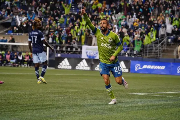 Seattle Sounders FC midfielder Nicolas Benezet