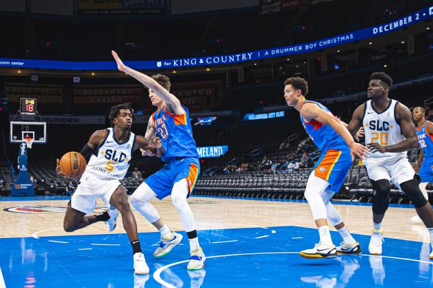 Salt Lake City Stars guard Zaire Wade handles the ball against the Oklahoma City Blue