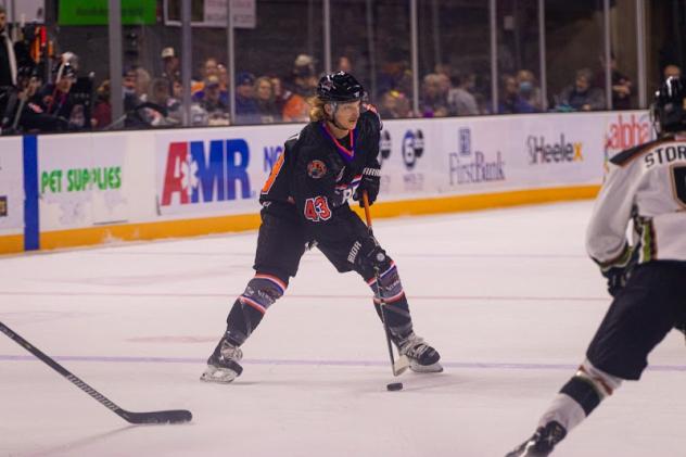 Knoxville Ice Bears right wing Andrew Bellant