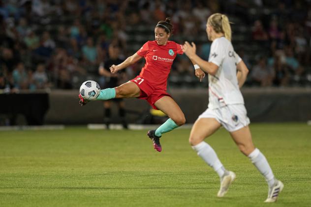 Kansas City Current forward Mariana Larroquette