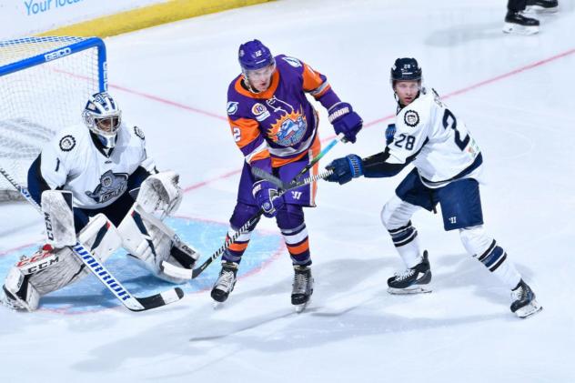 Orlando Solar Bears forward Ian Parker