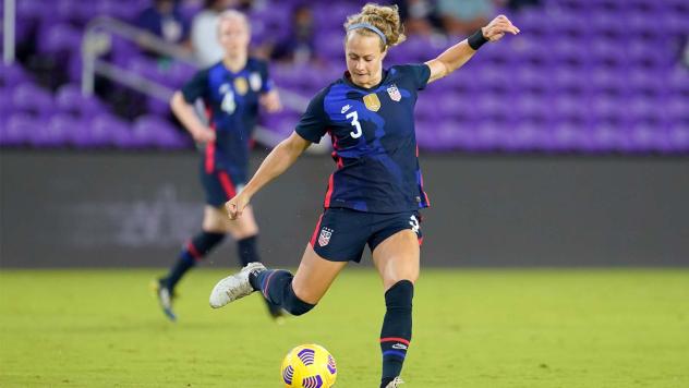 Midfielder Jaelin Howell with the US Women's National Team