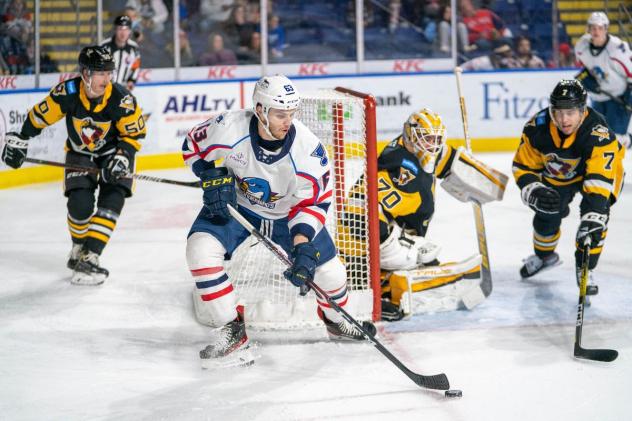 Springfield Thunderbirds forward Matthew Peca