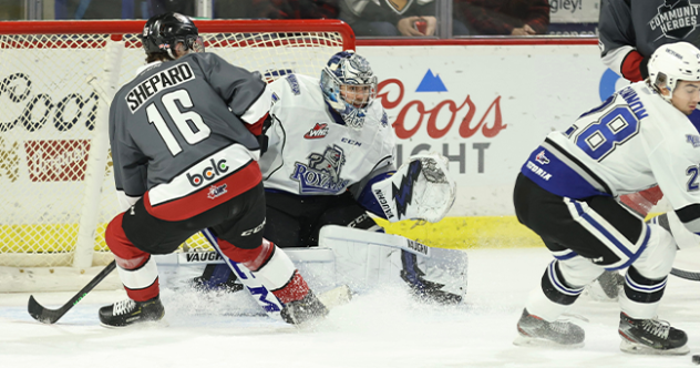 Victoria Royals goaltender Campbell Arnold vs. the Vancouver Giants