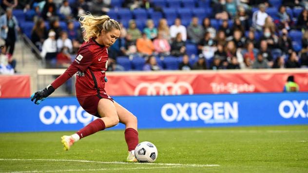 Racing Louisville FC goalkeeper Katie Lund
