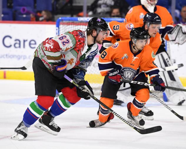 Reading Royals left wing Grant Cooper vs. the Worcester Railers