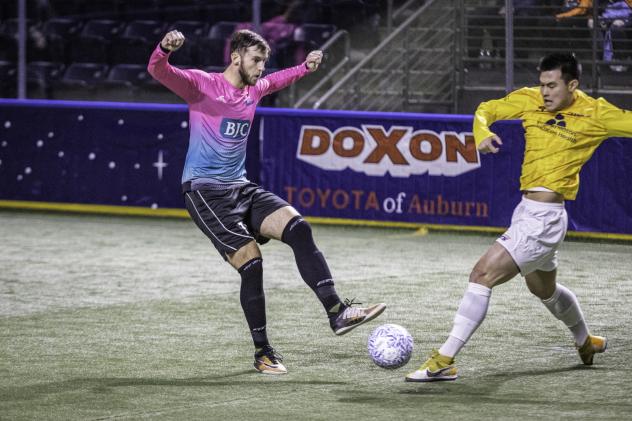 St. Louis Ambush battle the Tacoma Stars