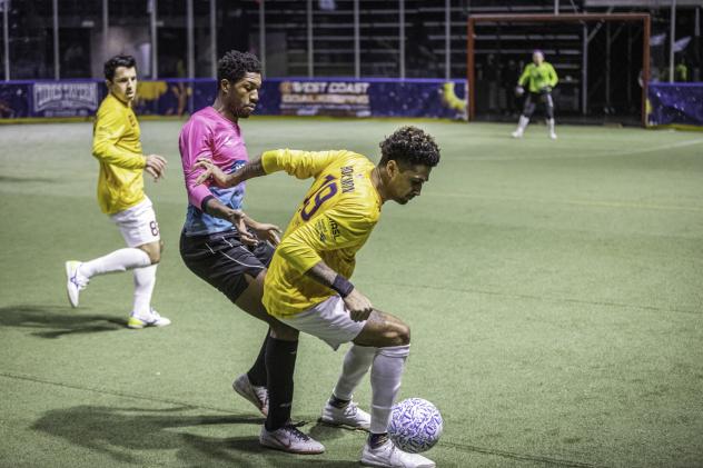 St. Louis Ambush battle the Tacoma Stars