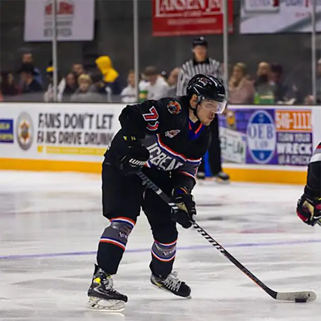 Knoxville Ice Bears left wing Razmuz Waxin-Engback