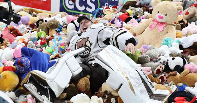 Hershey Bears 2022 Teddy Bear Toss