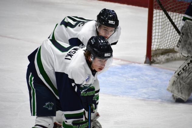 North Iowa Bulls Dylan Gajewski (foreground) and Jack Mesic