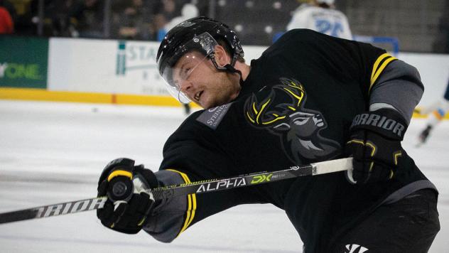Iowa Heartlanders forward Jake Smith