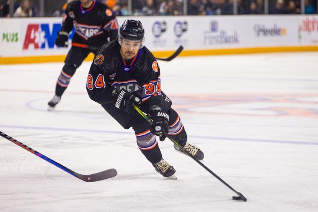 Knoxville Ice Bears center Jared Nash