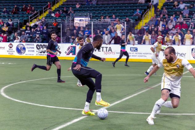 St. Louis Ambush with possession against the Chihuahua Savage