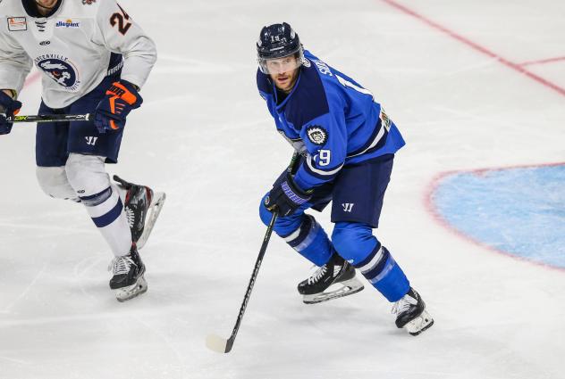 Jacksonville Icemen forward Joey Sides