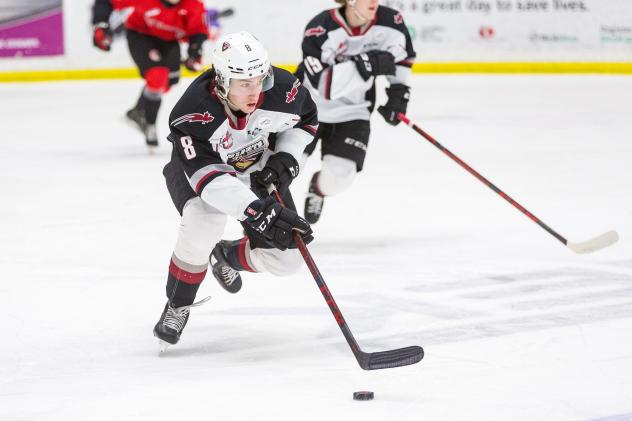 Vancouver Giants centre Ty Thorpe vs. the Prince George Cougars