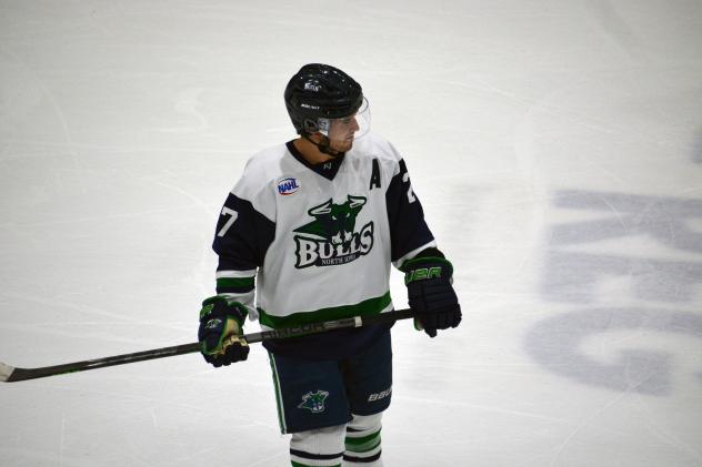 North Iowa Bulls captain Sean Vlasich