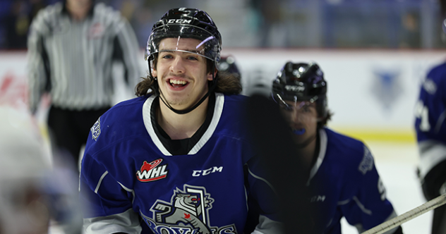 Victoria Royals in a good mood against the Vancouver Giants
