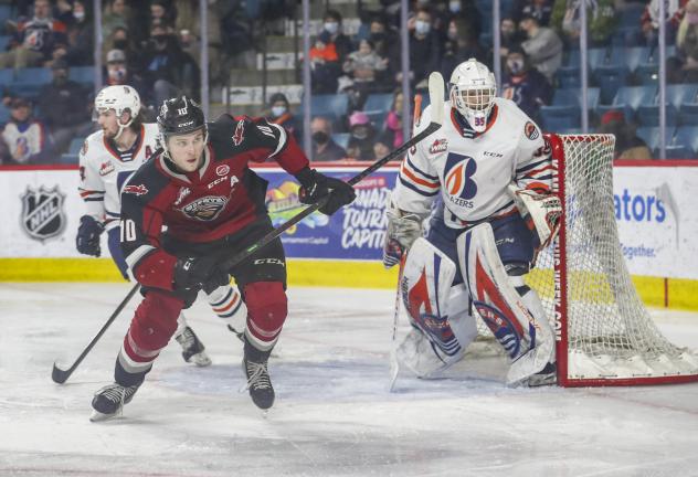Zack Ostapchuk of the Vancouver Giants vs. the Kamloops Blazers
