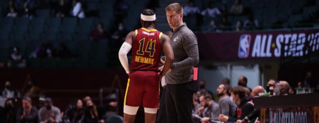 Malik Newman and Head Coach Dan Geriot of the Cleveland Charge vs. NBA G League Ignite