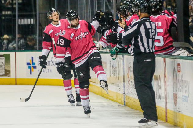 Texas Stars right wing Jeremy Gregoire
