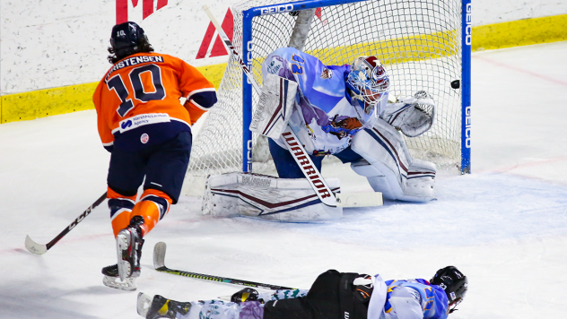 Blake Christensen of the  Worcester Railers HC scores against the Utah Grizzlies