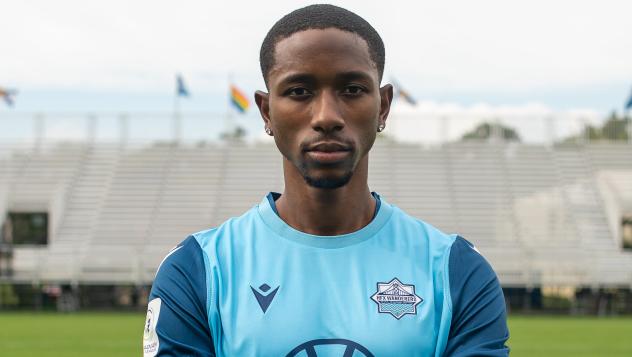 Mamadi Camara with HFX Wanderers