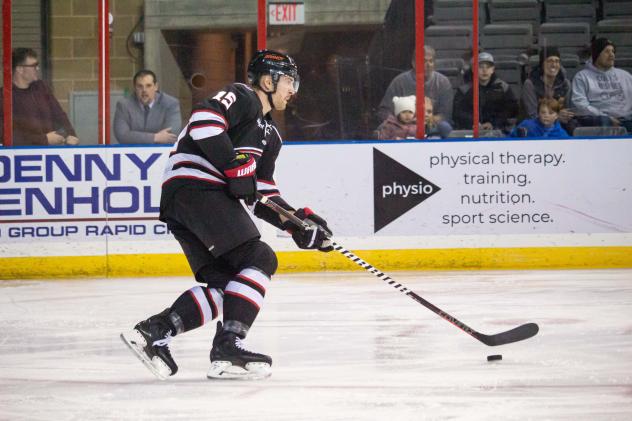 Rapid City Rush defenseman Christian Evers