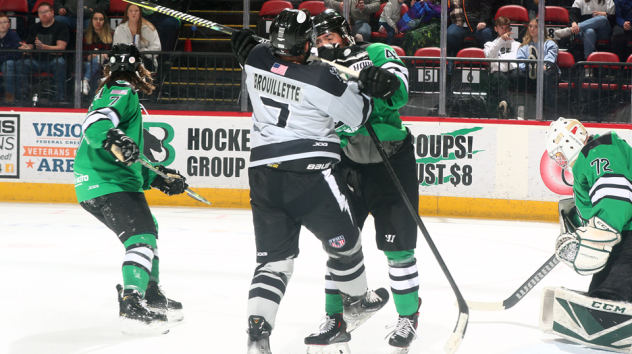 Binghamton Black Bears wrestle with the Delaware Thunder