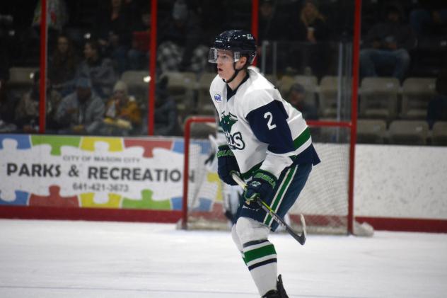 North Iowa Bulls defenseman Greg Japchen