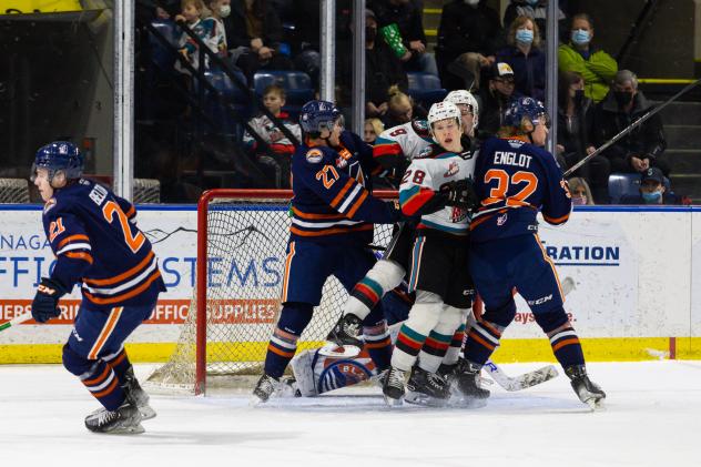 Kelowna Rockets battle the Kamloops Blazers