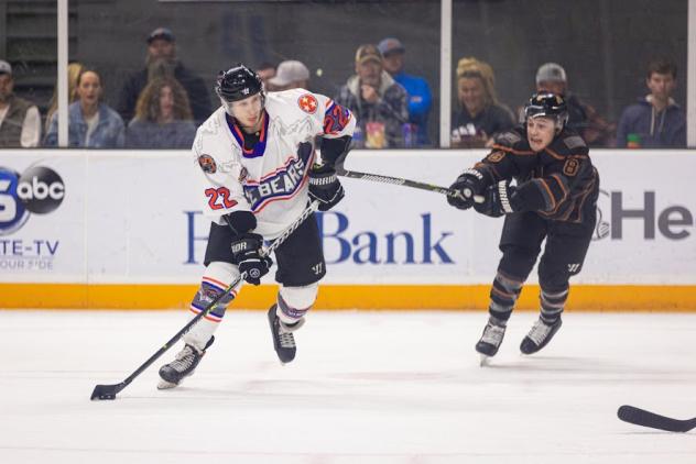 Knoxville Ice Bears left wing Stepan Timofeyev