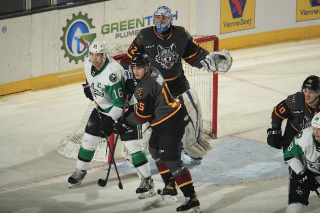 Texas Stars left wing Curtis McKenzie vs. the Chicago Wolves