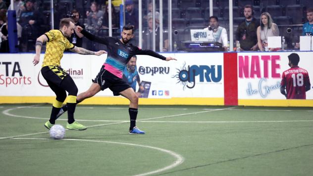 St. Louis Ambush battle the Milwaukee Wave