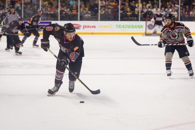 Dino Balsamo of the Knoxville Ice Bears against the Birmingham Bulls