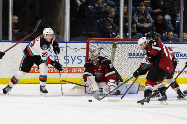 Vancouver Giants goaltender Will Gurski vs. the Kelowna Rockets
