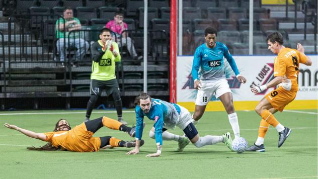 St. Louis Ambush battle the Florida Tropics