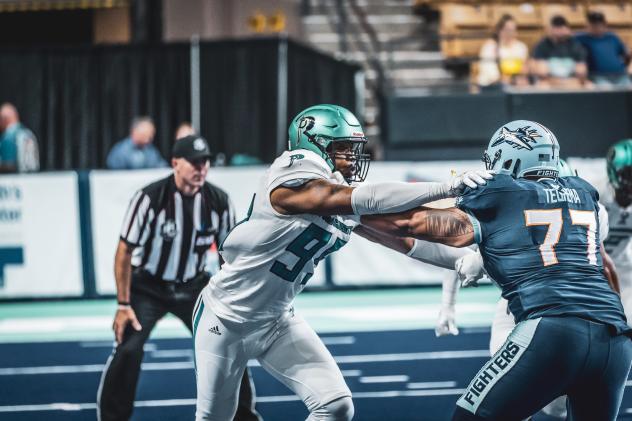 Massachusetts Pirates battle the Frisco Fighters