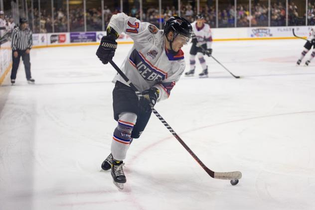Razmuz Waxin-Engback of the Knoxville Ice Bears