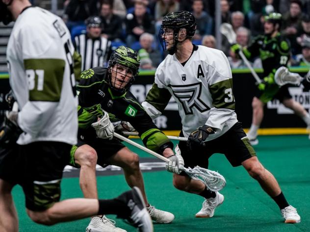 Saskatchewan Rush battle the Rochester Knighthawks