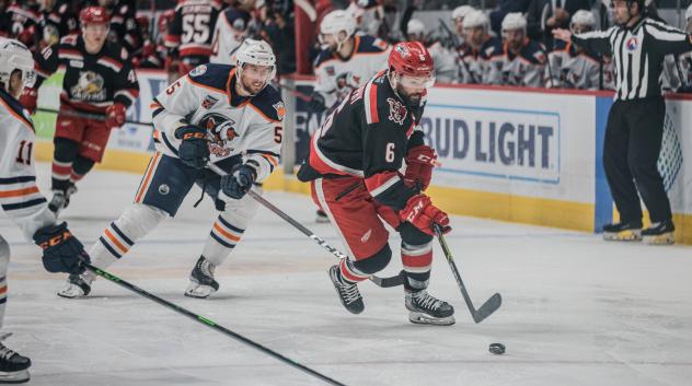 Grand Rapids Griffins defenseman Ryan Murphy with the puck vs. the Bakersfield Condors
