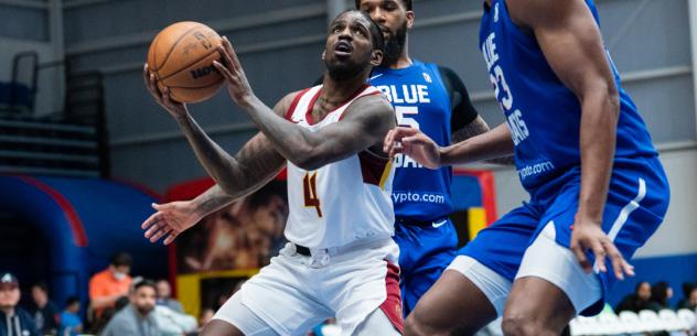 Jawun Evan of the Cleveland Charge looks for an opening vs. the Delaware Blue Coats